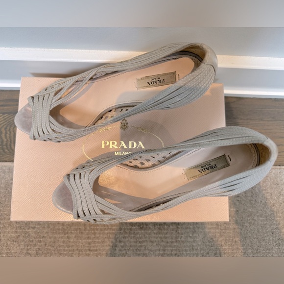 Reposted w/ correct size: Prada, light grey heels, size 39.5 (US 9) - Picture 2 of 3